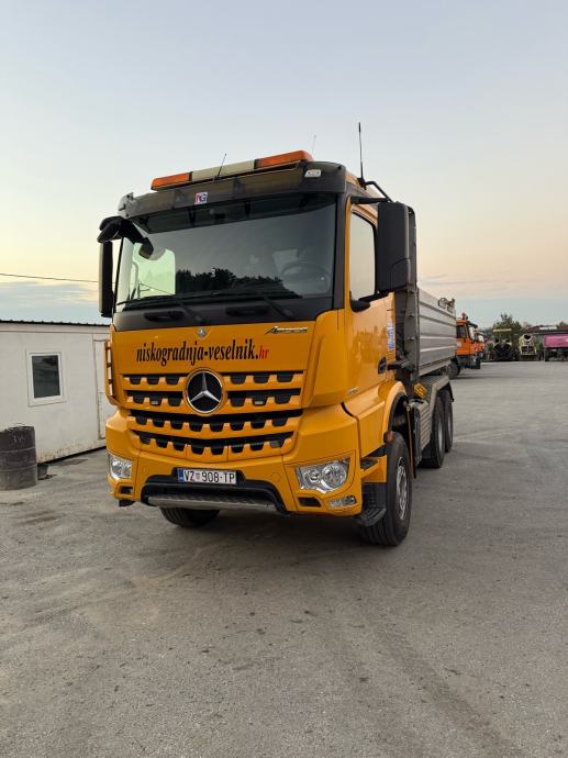 Prodaja građevinske mehanizacije - slika 3